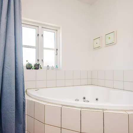 Holiday home 6 Person In Bl Vand Blavand